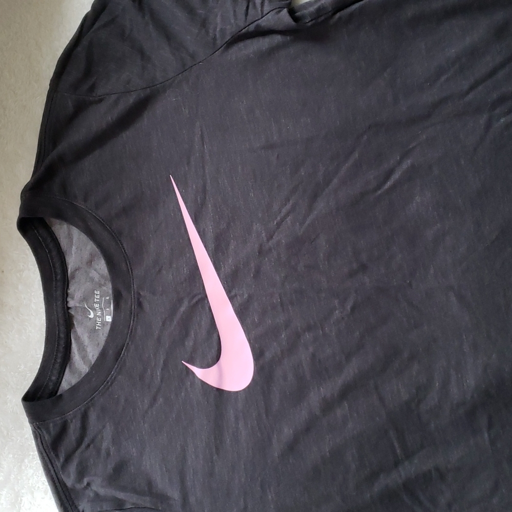 Nike L Dri-fit shirt - Picture 2 of 4